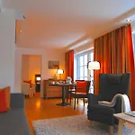 Hubertus 3*