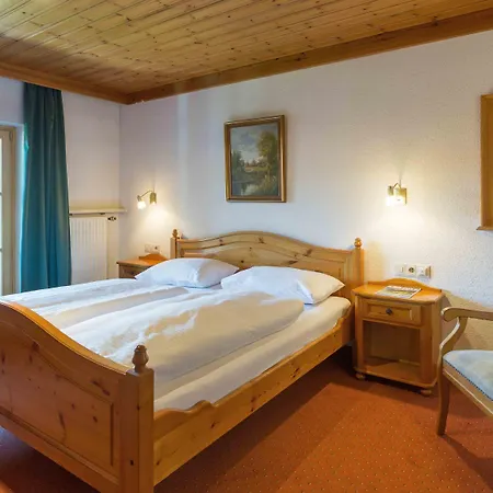 Hotel Hubertus Schliersee