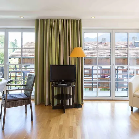 Hubertus Hotel 3*