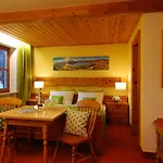 Hubertus 3*