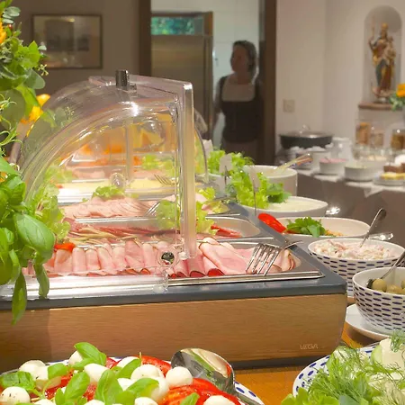 Hotel Hubertus 3*